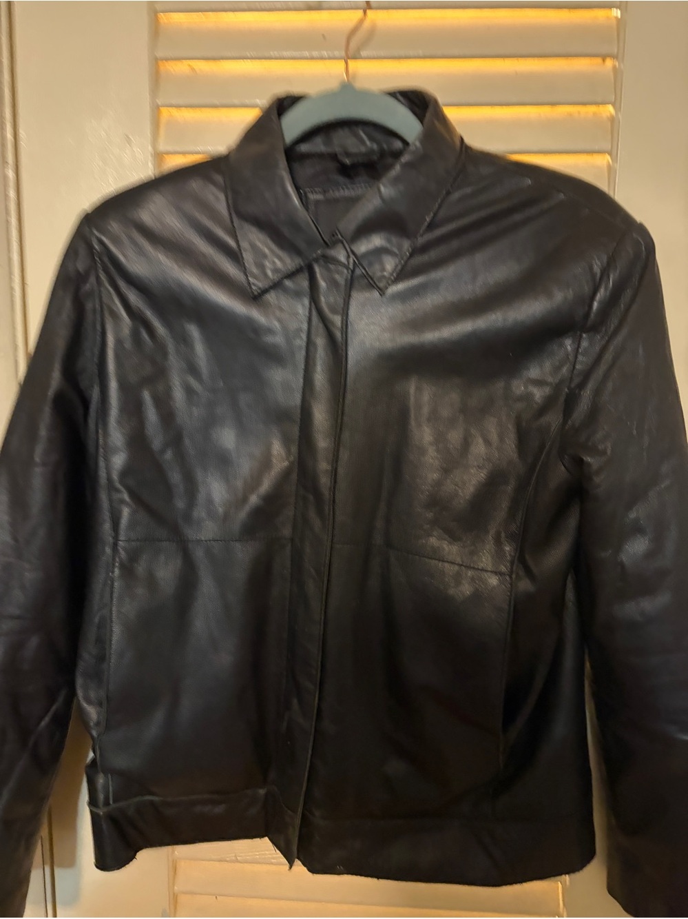 Men's Black Leather Bomber Jacket - Classic Zip Closure